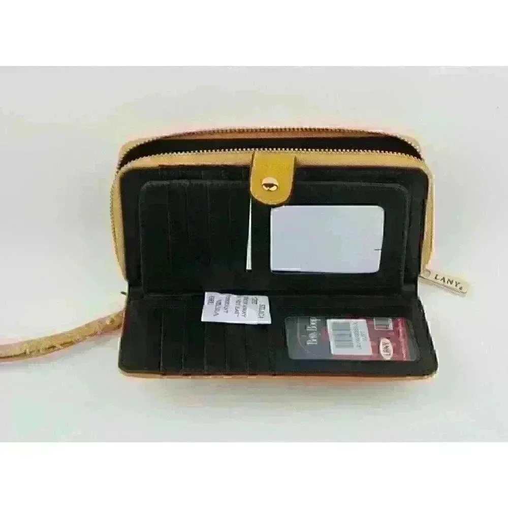 NEW Betty Boop Women's Lany Vegan Wristlet Wallet - Picture 3 of 5
